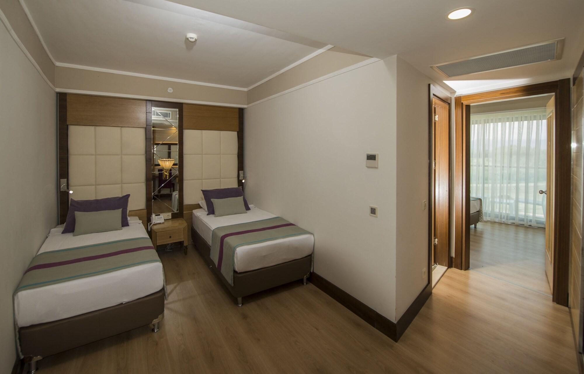 Dream World Aqua Hotel Side Ngoại thất bức ảnh