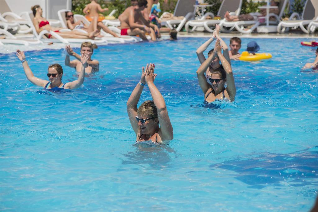 Dream World Aqua Hotel Side Ngoại thất bức ảnh