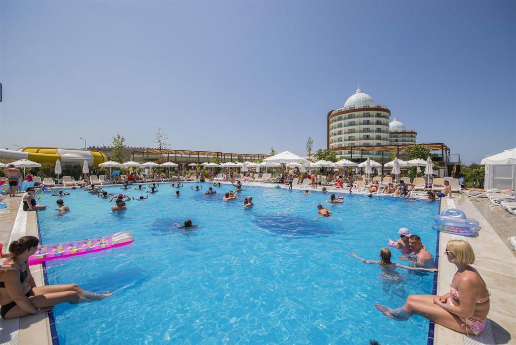 Dream World Aqua Hotel Side Ngoại thất bức ảnh