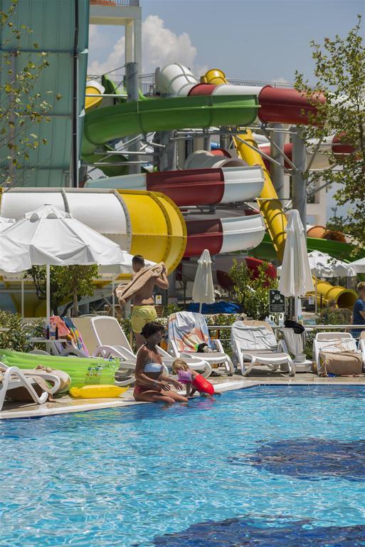Dream World Aqua Hotel Side Ngoại thất bức ảnh