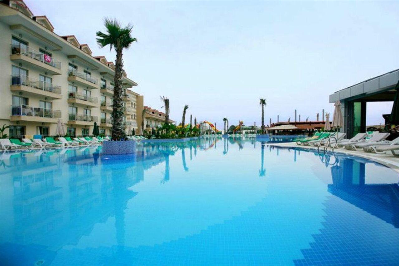 Dream World Aqua Hotel Side Ngoại thất bức ảnh
